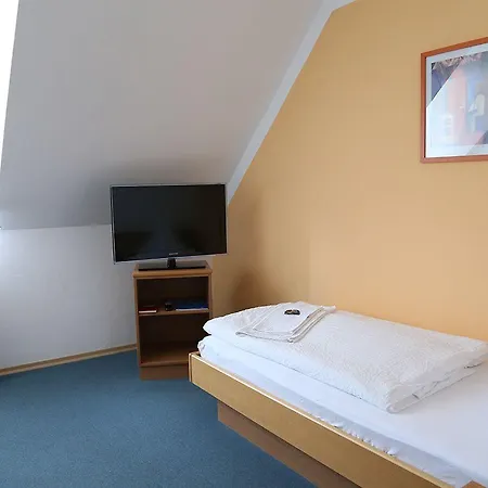 Zu Muellers Winkelhausen 호텔 Langenmosen