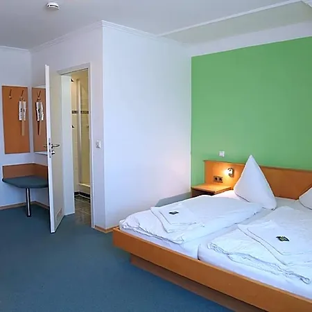 Zu Muellers Winkelhausen Langenmosen